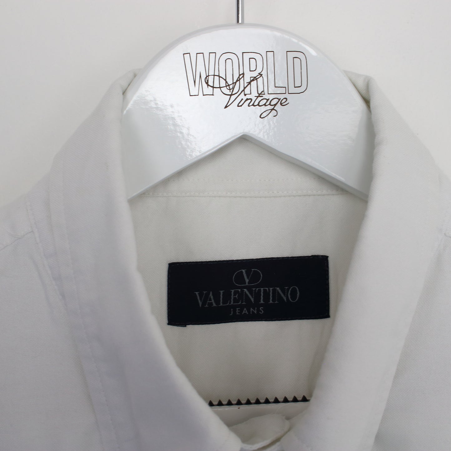 Vintage Valentino shirt in white. Best fits L