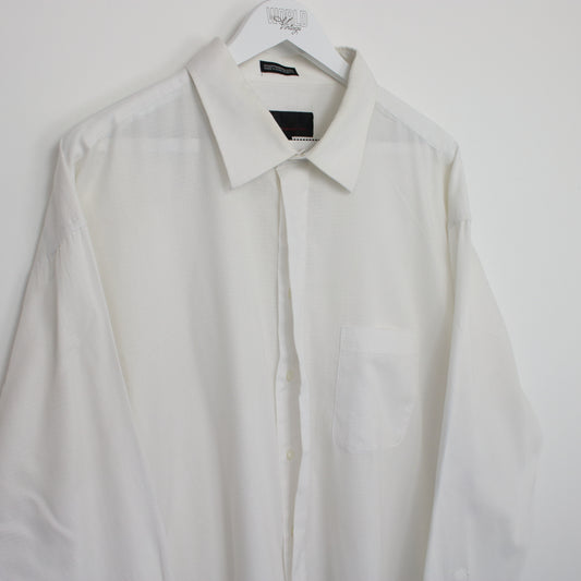 Vintage Fubu shirt in white. Best fits XXL