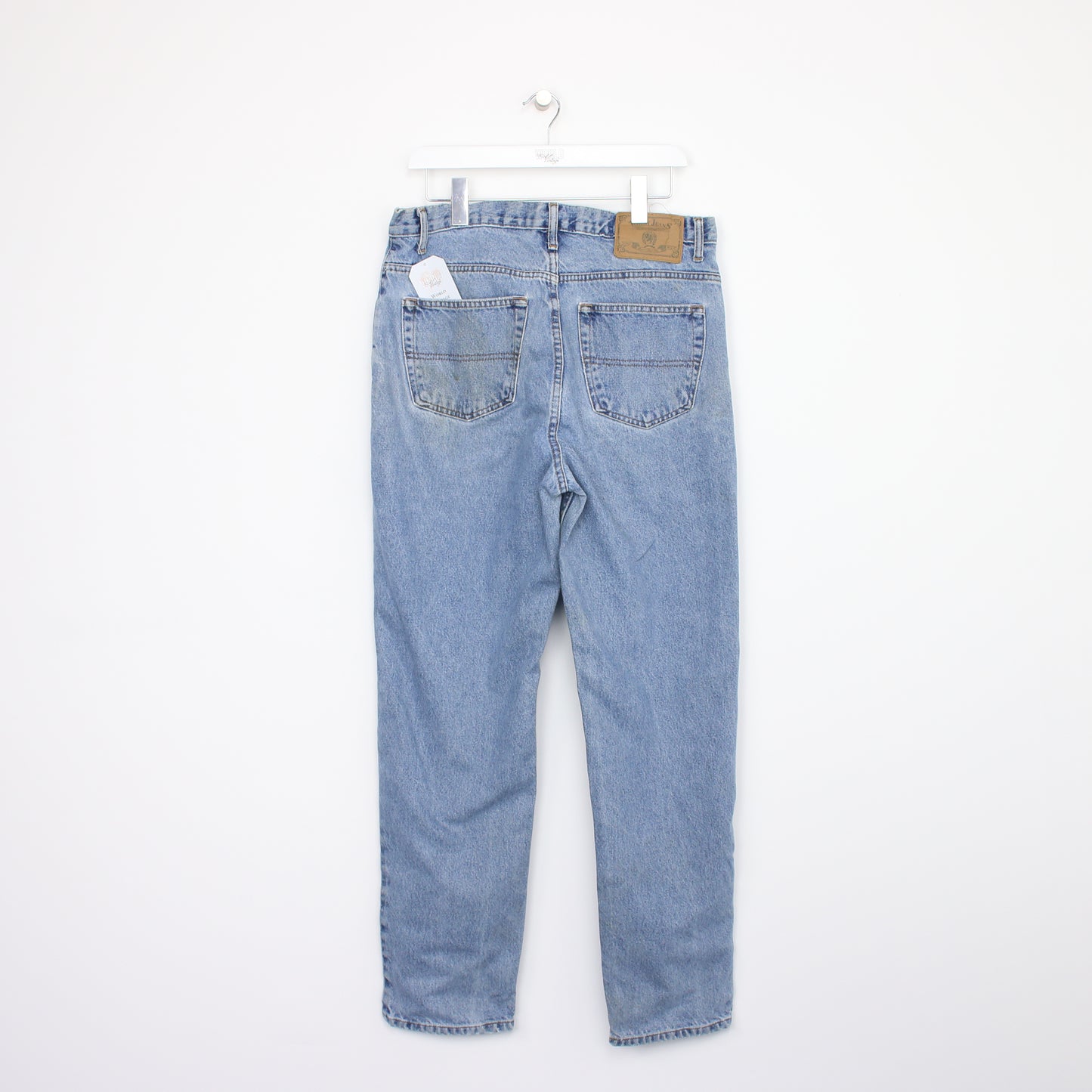 Vintage Tommy Hilfiger jeans in blue. Best fits W36 L32