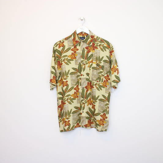 Vintage Puritan Hawaiian shirt. Best fits S