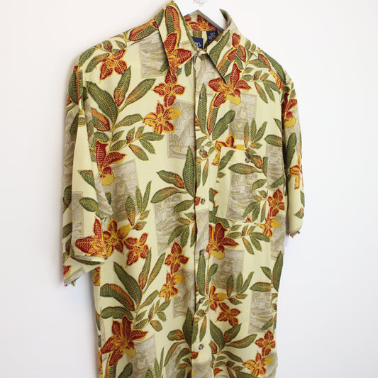 Vintage Puritan Hawaiian shirt. Best fits S