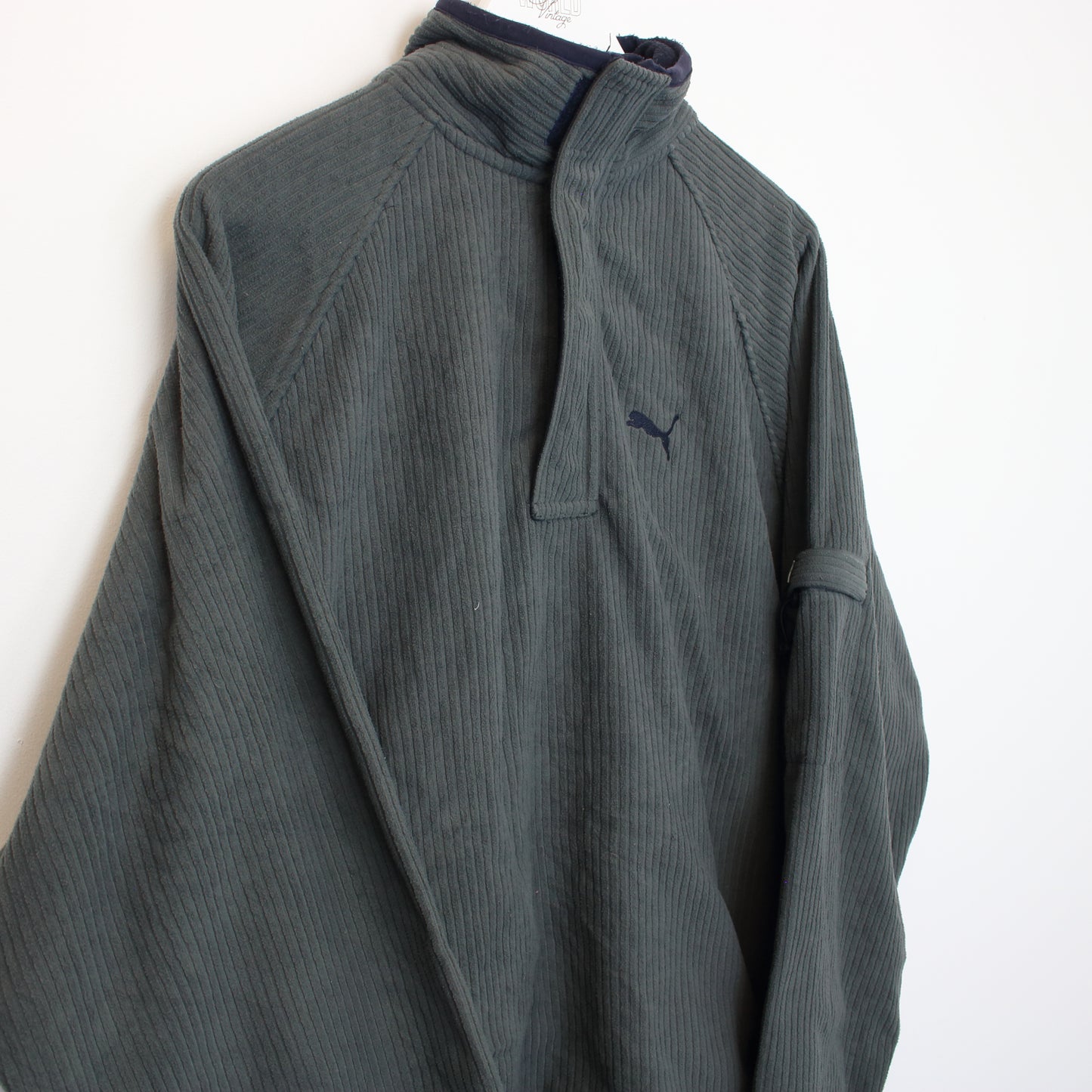 Vintage Puma quarter zip fleece in grey. Best fits L