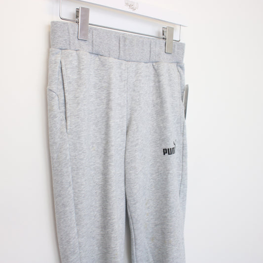 Vintage Puma joggers in Grey. Best fits XL