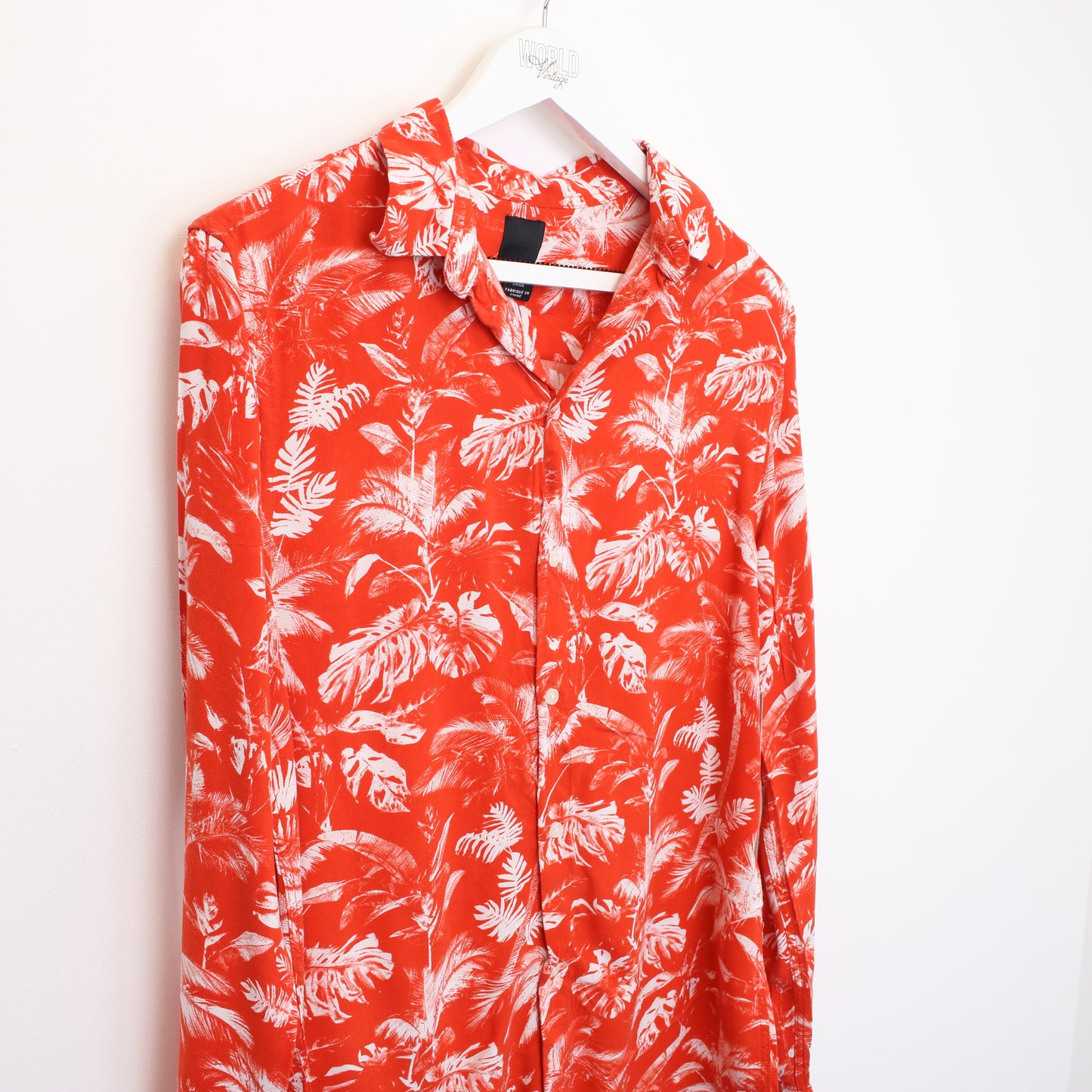 Vintage H&M hawaiian shirt in orange. Best fits S