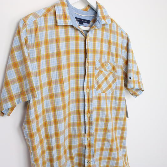 Vintage Checked Tommy Hilfiger Shirt in Yellow and Blue. Best Fits M