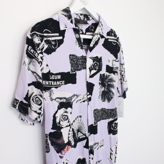 Vintage No Boundaries Hawaiian shirt in black and white. Best fits XS