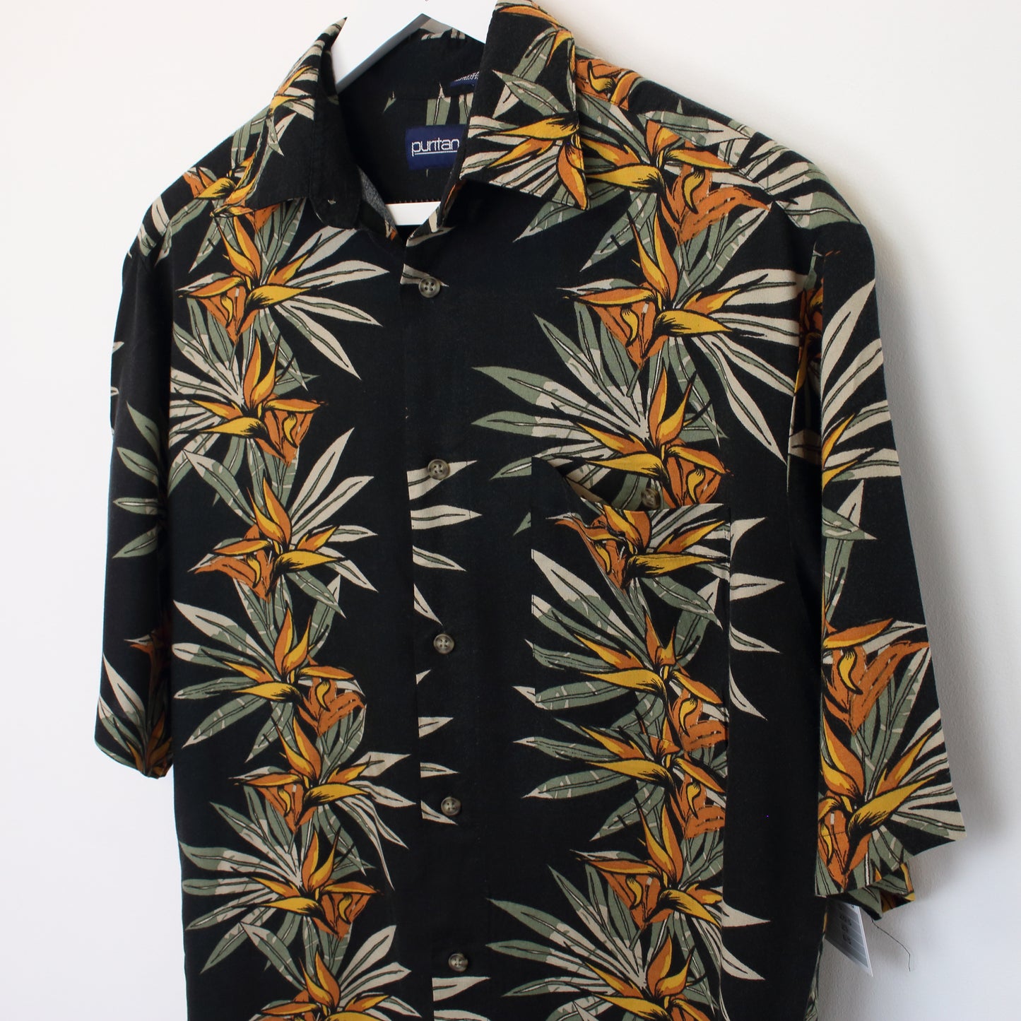 Vintage Puritan Hawaiian shirt in black. Best fits S