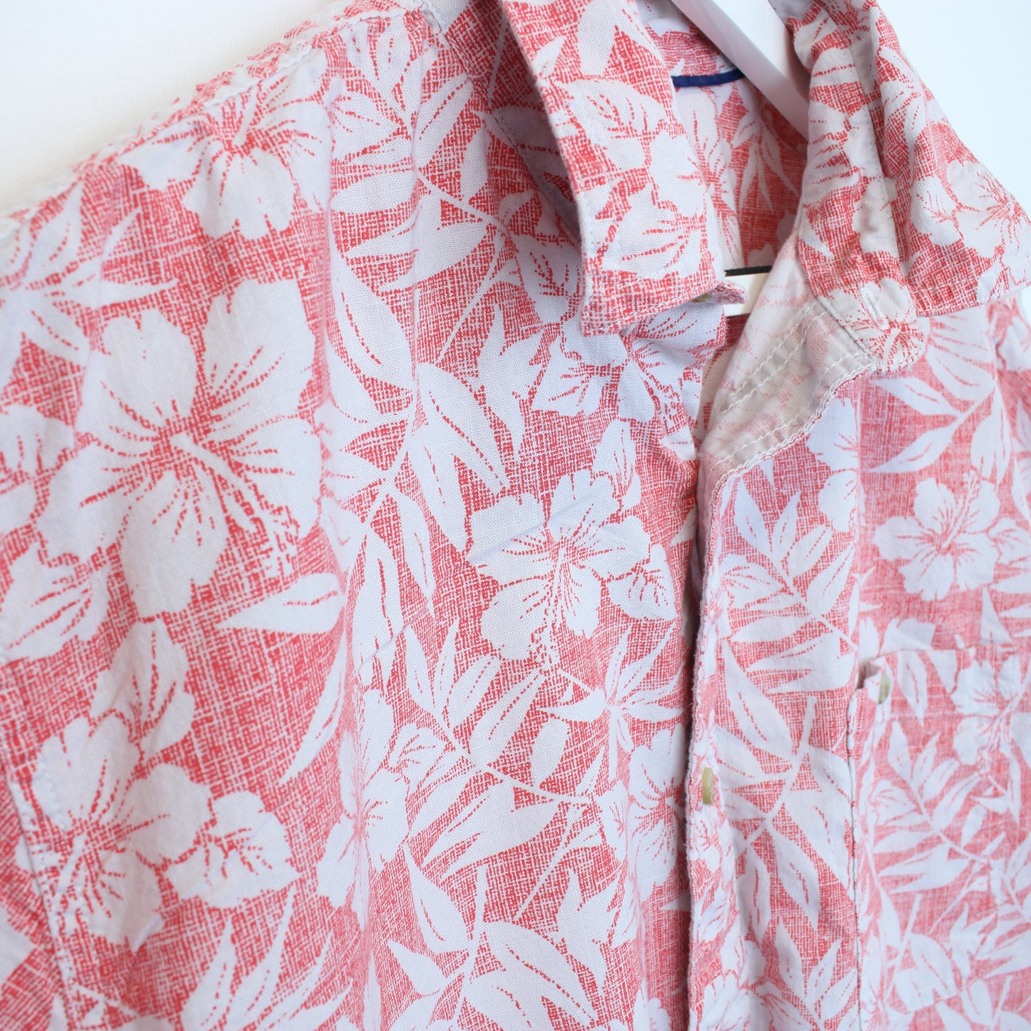 Vintage Croft & Barrow Hawaiian shirt in red. Best fits L