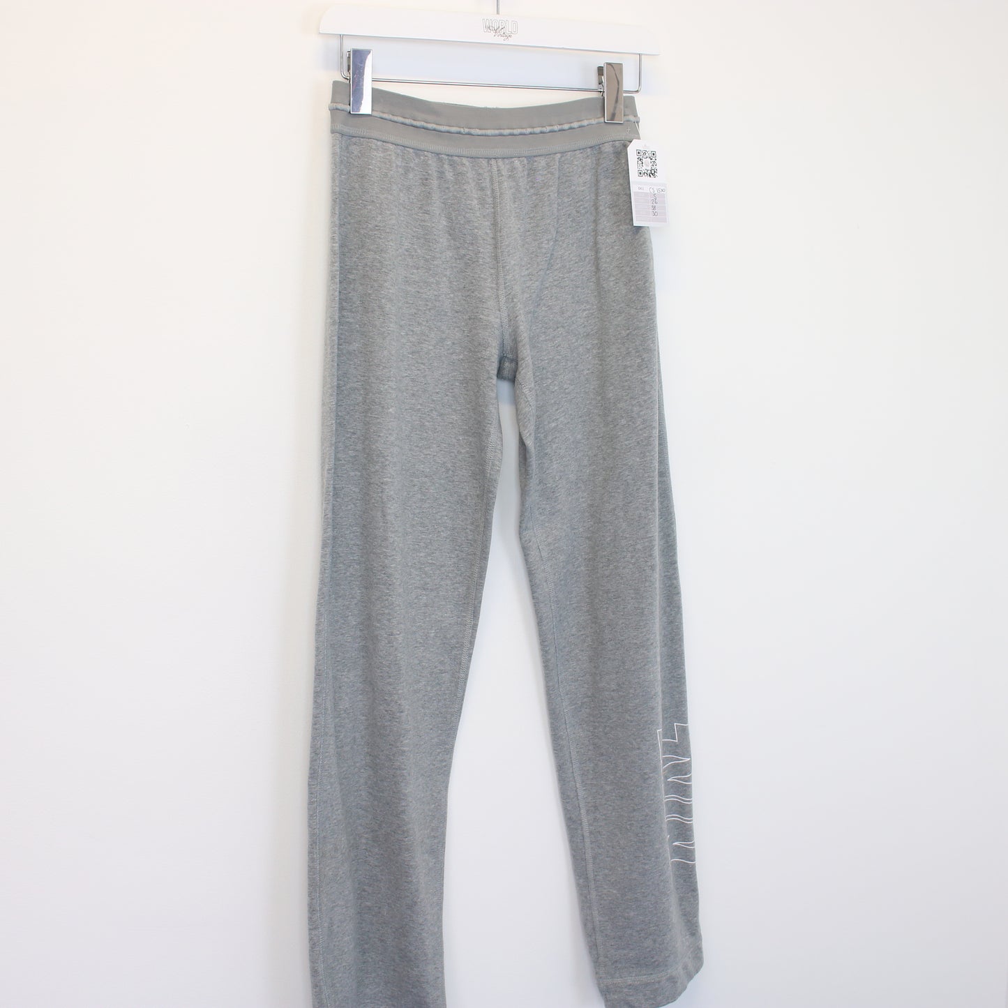 Vintage Women's Nike leggings in grey. Best fits S