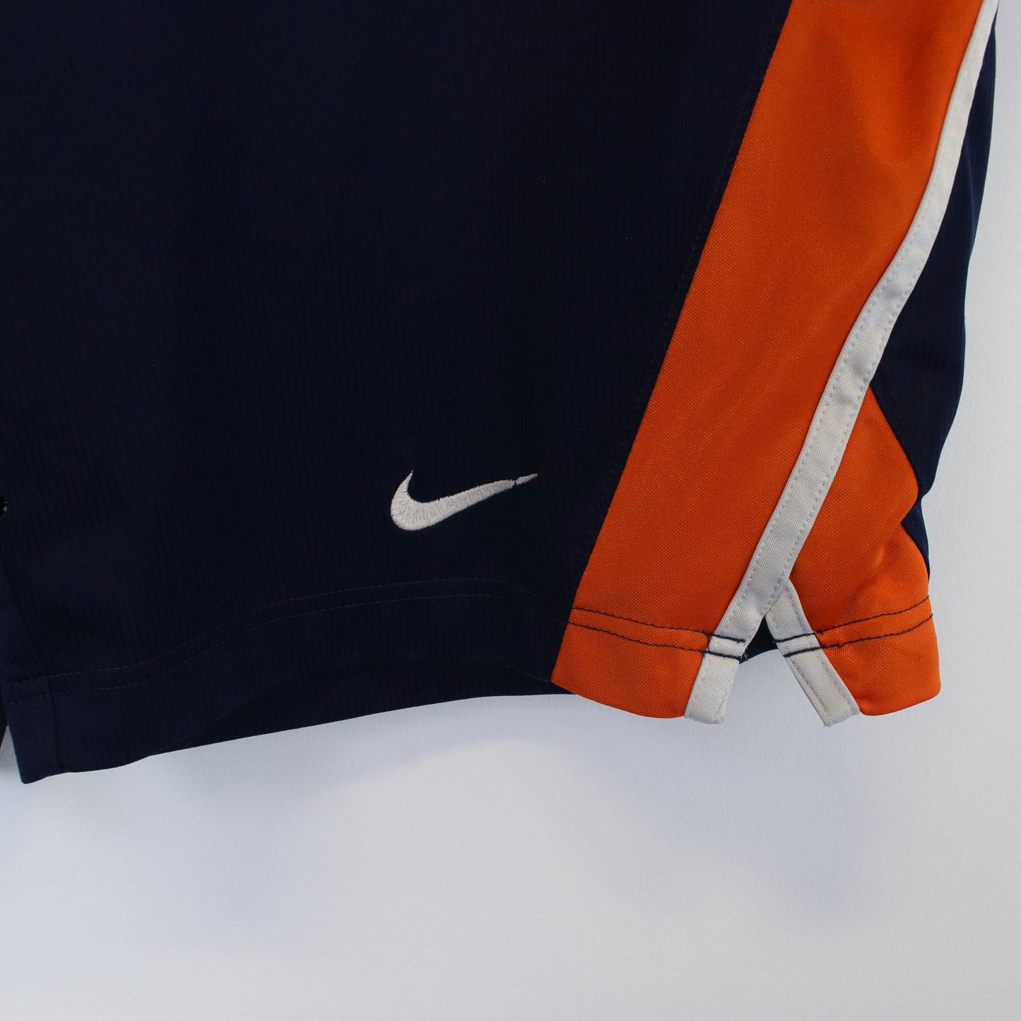 Vintage Nike basketball shorts in blue and orange. Best fits L