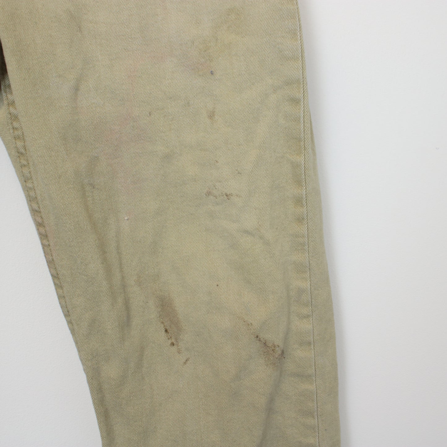Vintage Wrangler Jeans in sand. Best fit W29 L30
