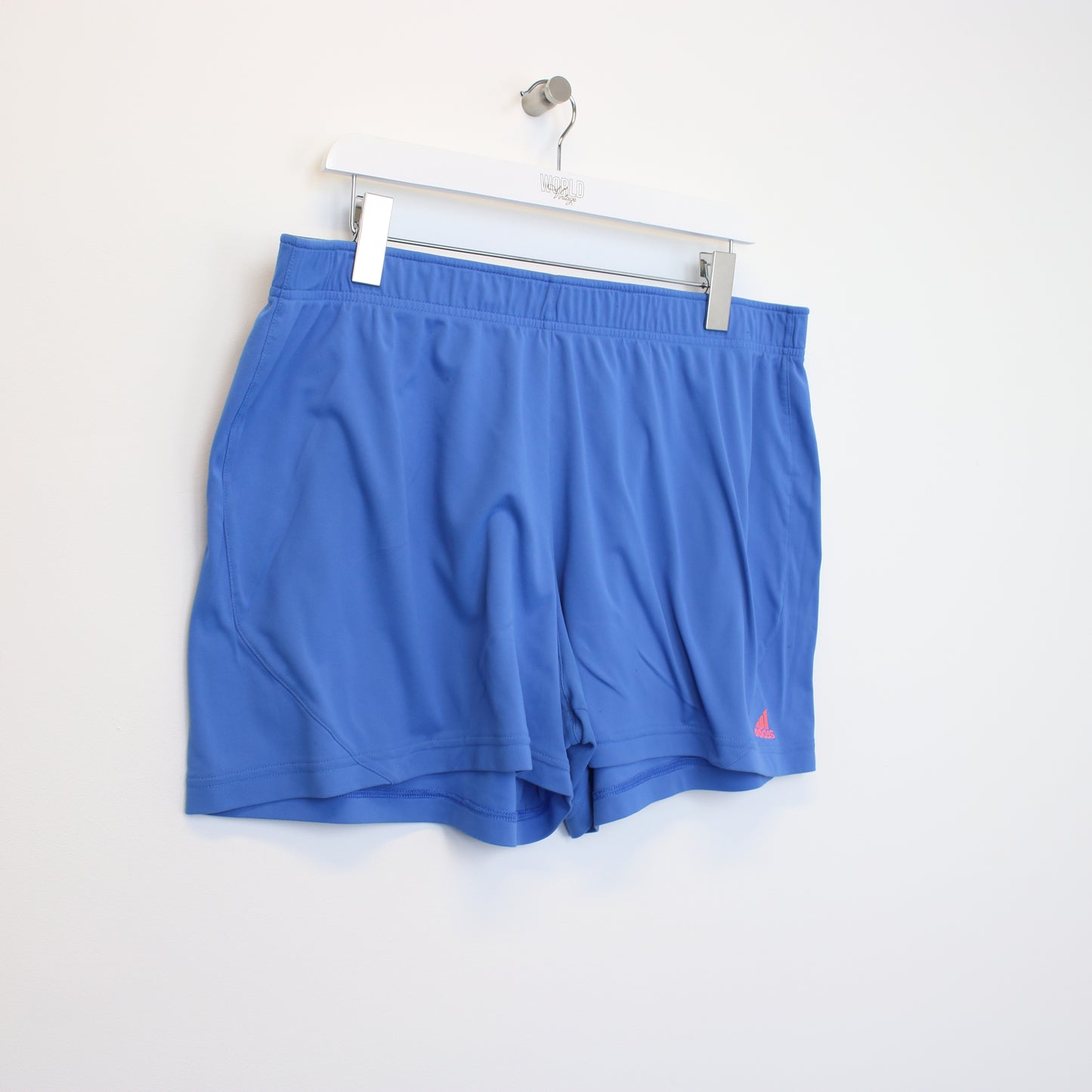 Vintage Adidas shorts in blue. Best fits XL