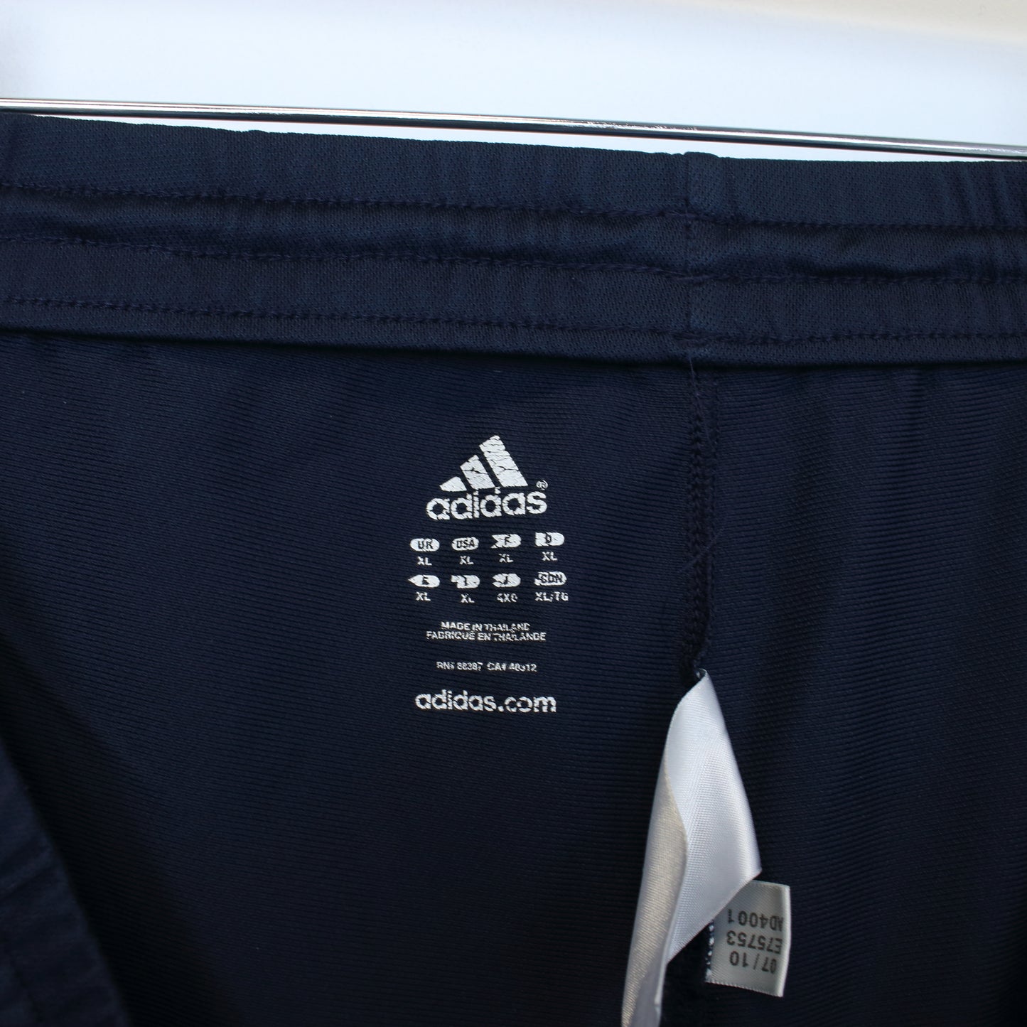 Vintage Adidas shorts in blue. Best fits XL