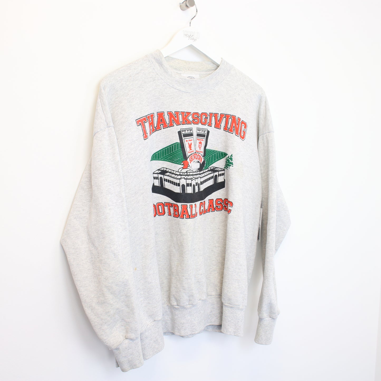 Vintage Medallion sweatshirt in grey. Best fits XL