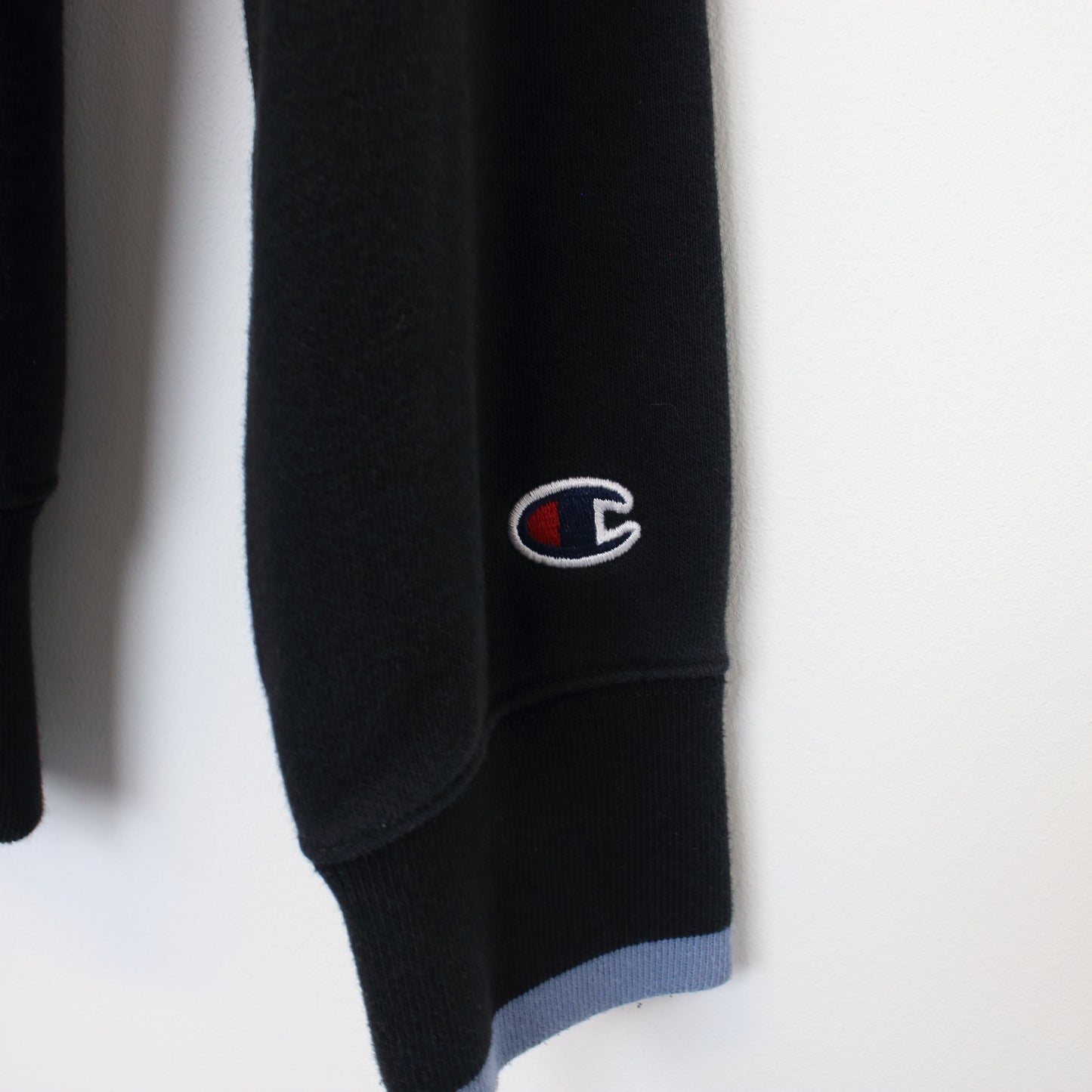 Vintage Champion sweatshirt in black. Best fits XS