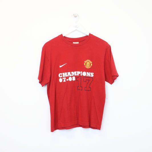 Vintage Nike Manchester United t-shirt in red. Best fits S