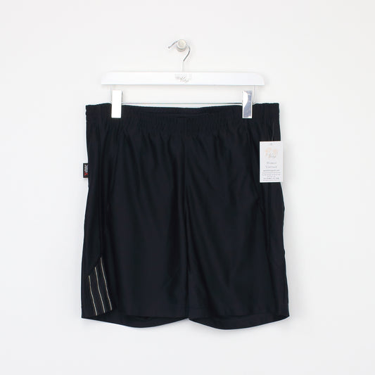 Vintage Adidas shorts in black. Best fits M