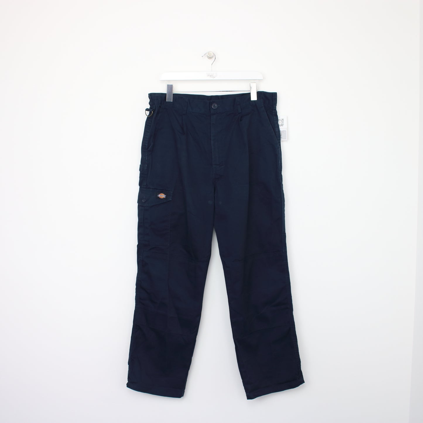 Vintage Dickies carpenter jeans in blue. Best fits W36 L30