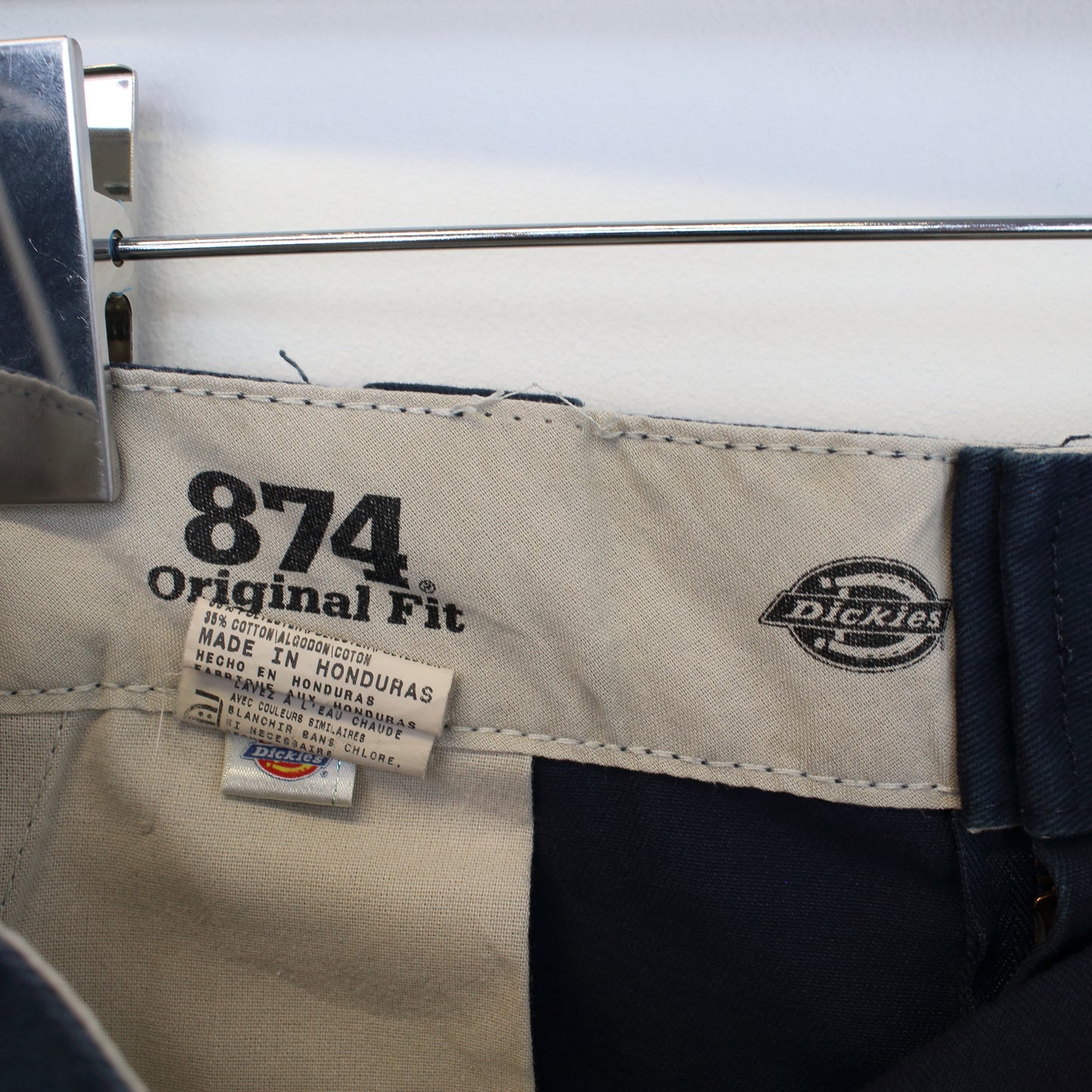 Vintage Dickies 874 original fit trousers in navy. Best fits W36