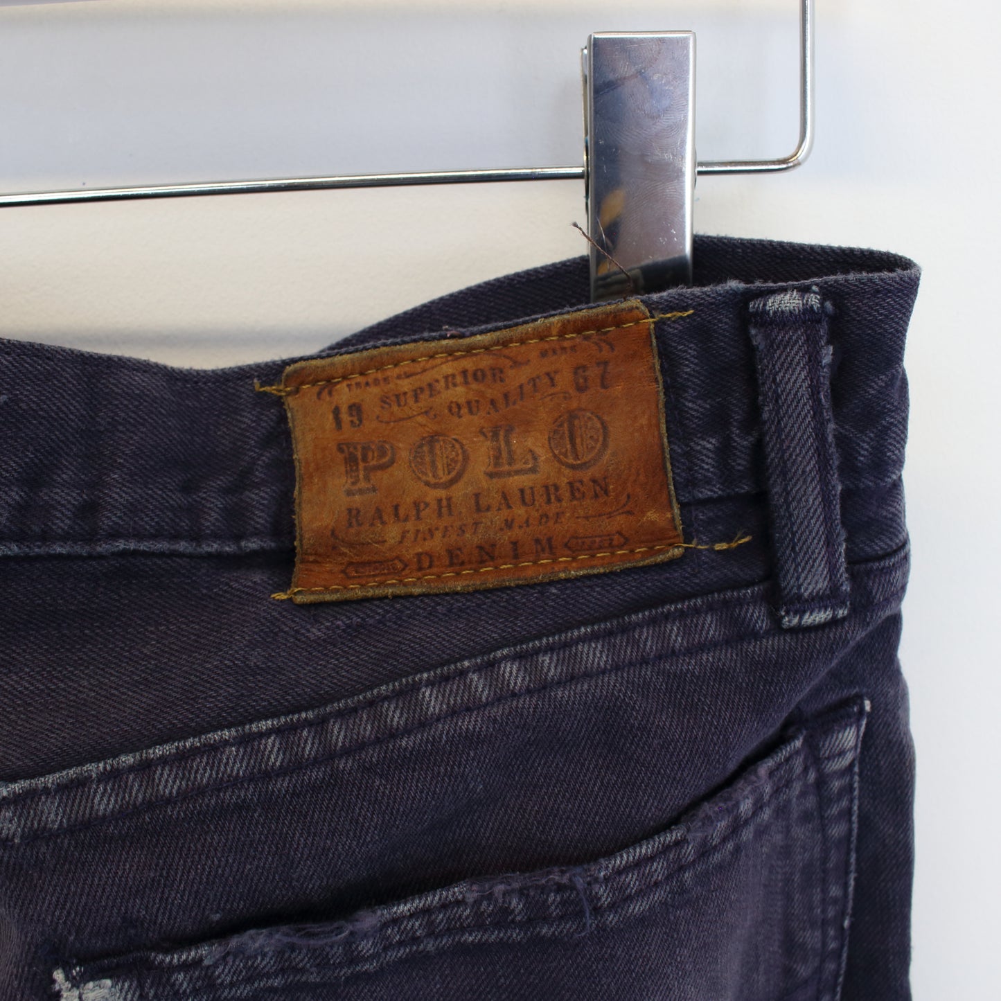 Vintage Ralph Lauren jeans in blue. Best fits W35