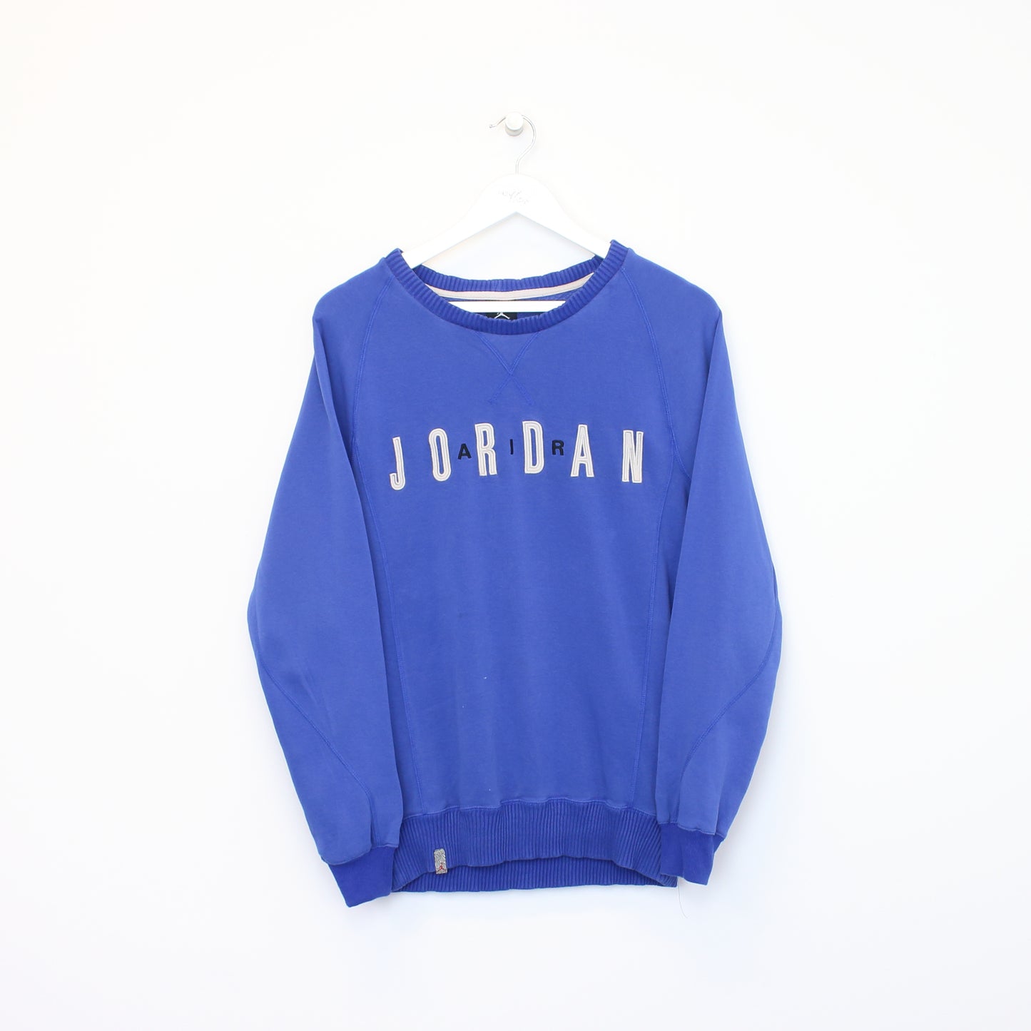 Vintage Jordan sweatshirt in blue. Best fits S