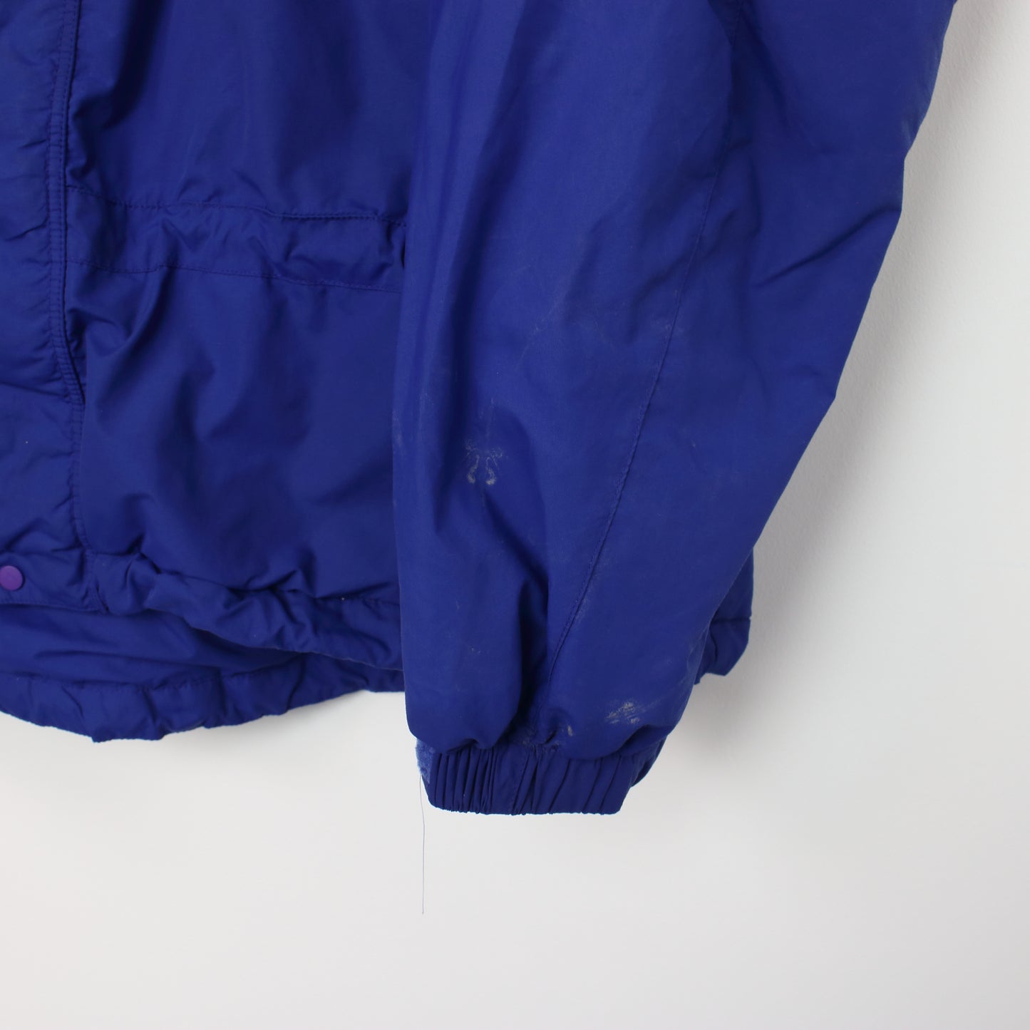 Vintage Patagonia full zip jacket in blue. Best fits L