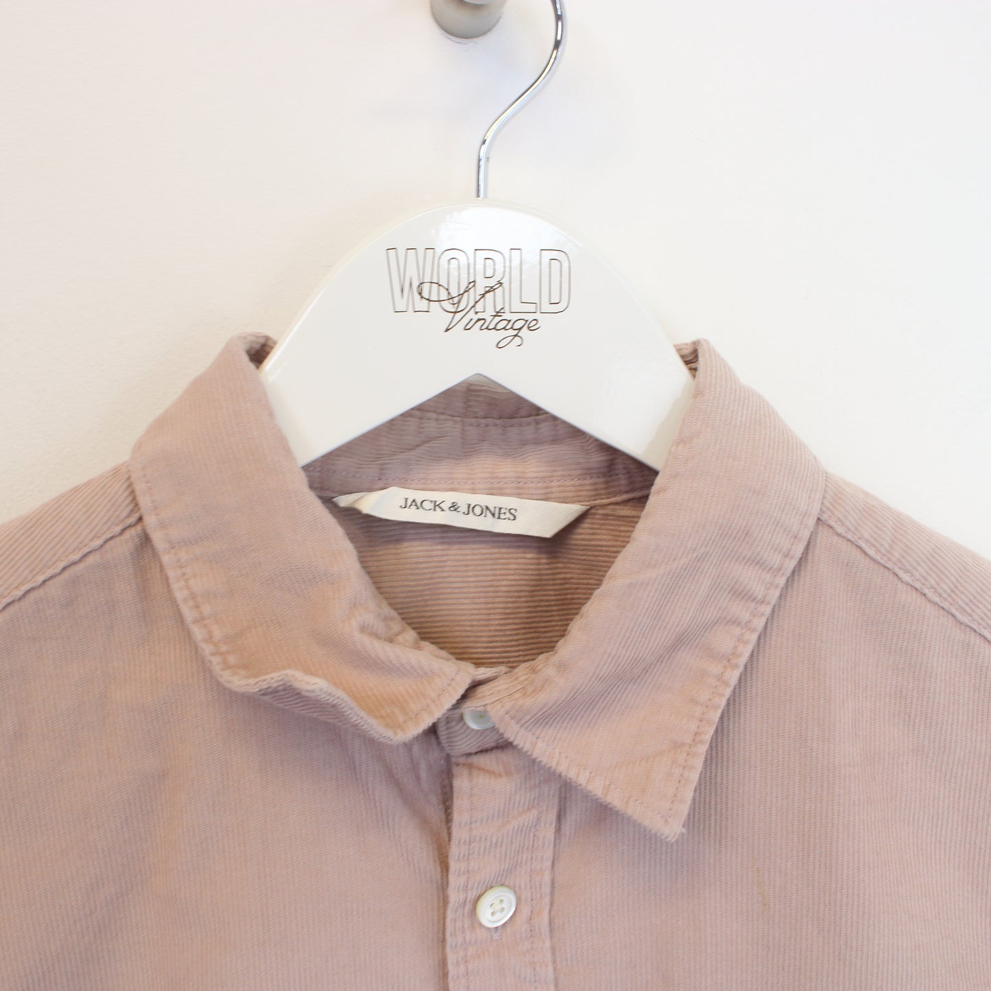 Vintage Jack & Jones chord shirt in pale pink. Best fits S