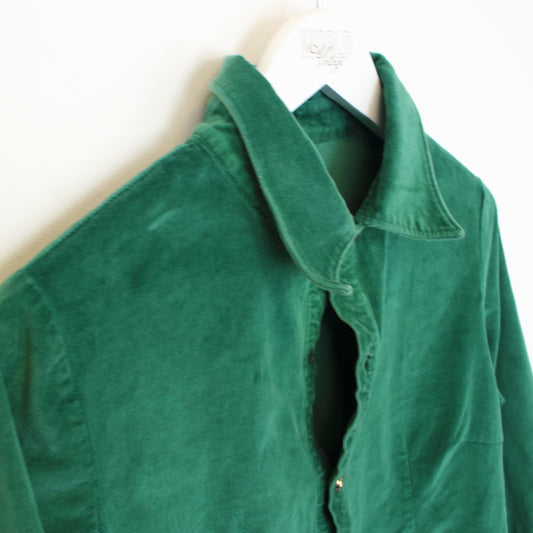 Vintage Unbranded chord shirt in green. Best fits S