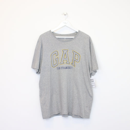 Vintage Gap spell out T-Shirt in grey. Best fits XL