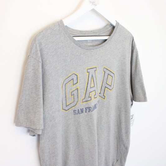 Vintage Gap spell out T-Shirt in grey. Best fits XL