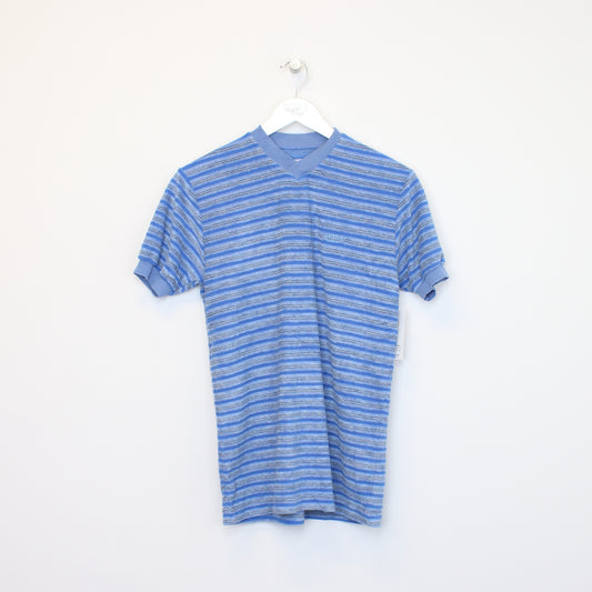 Vintage Guess striped t-shirt in blue. Best fits L