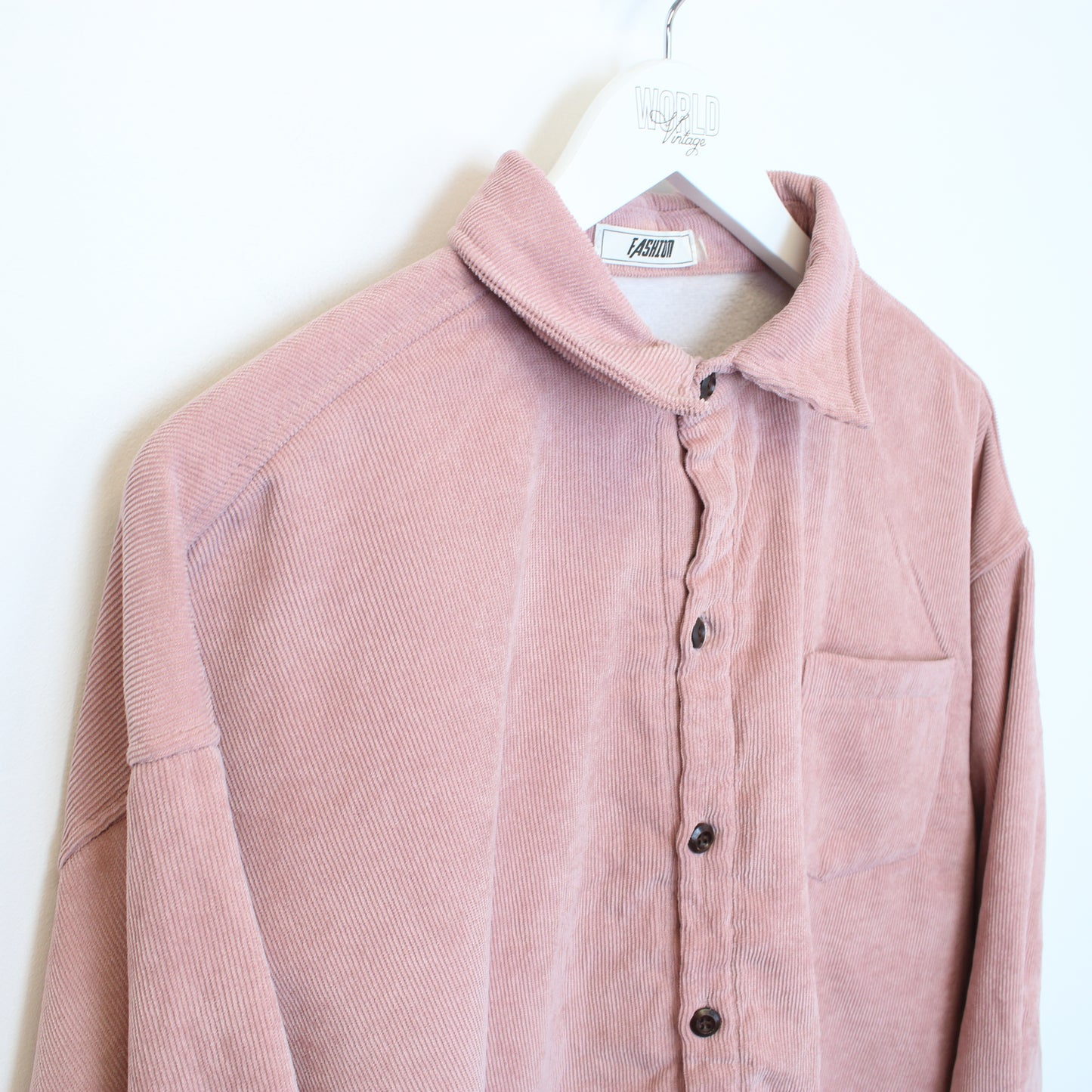 Vintage Fashion chord shirt in pink. Best fits L