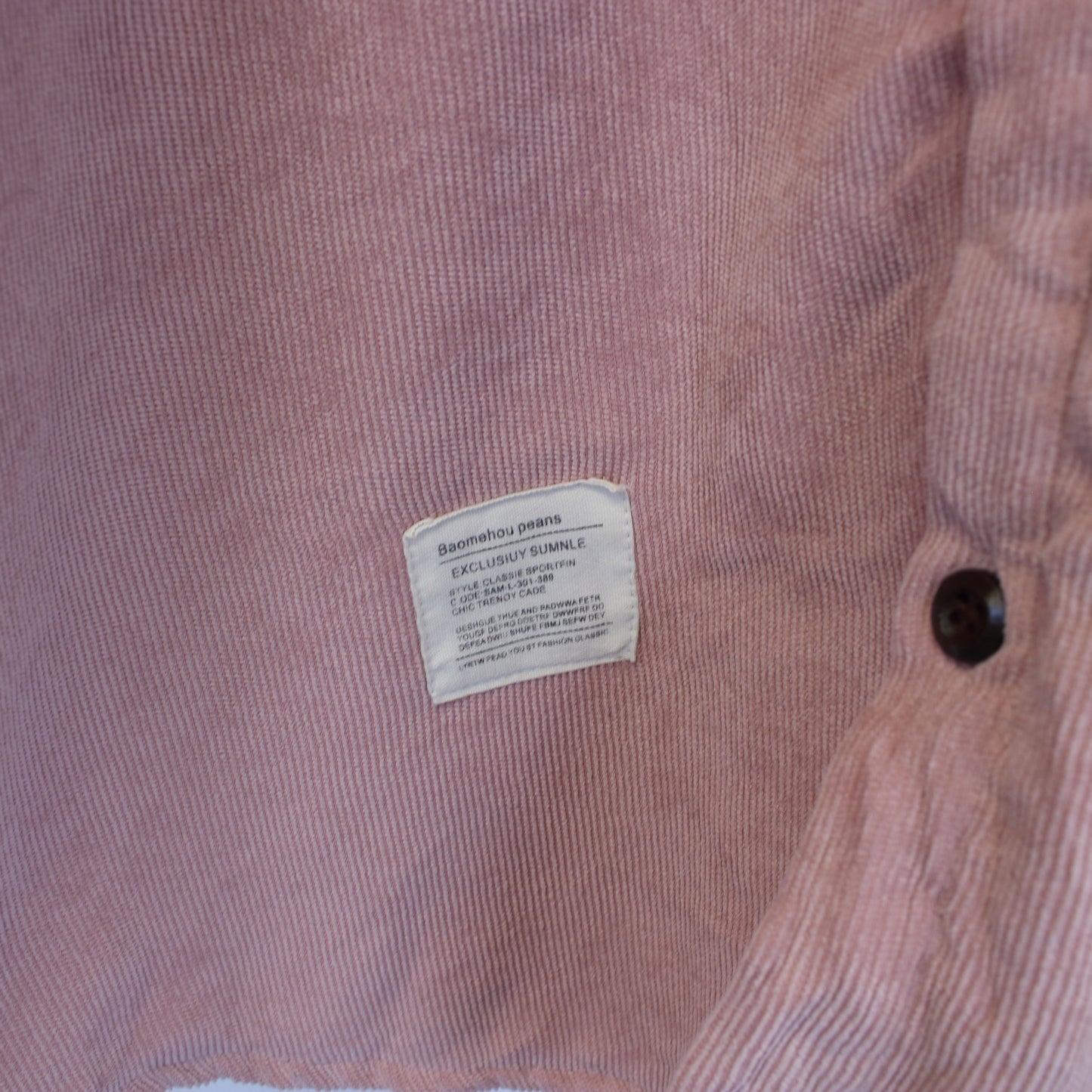 Vintage Fashion chord shirt in pink. Best fits L