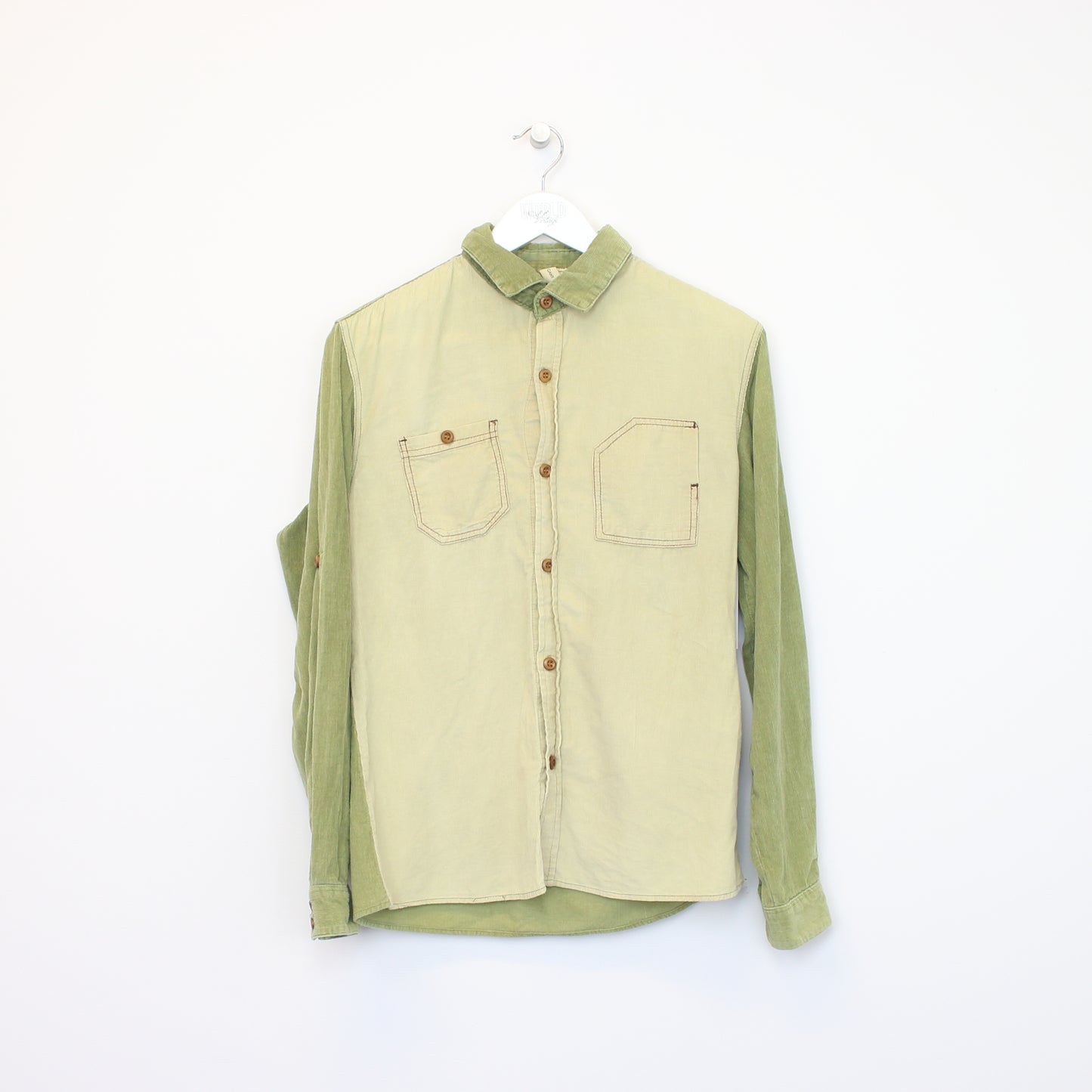 Vintage Gany Mars chord shirt in green. Best fits L