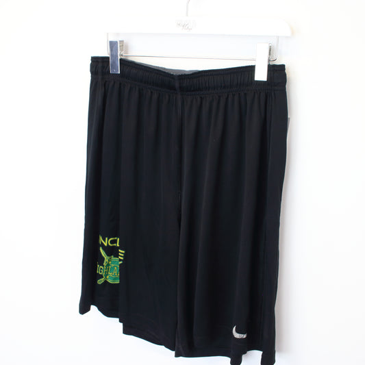 Vintage Nike shorts in black. Best fits L