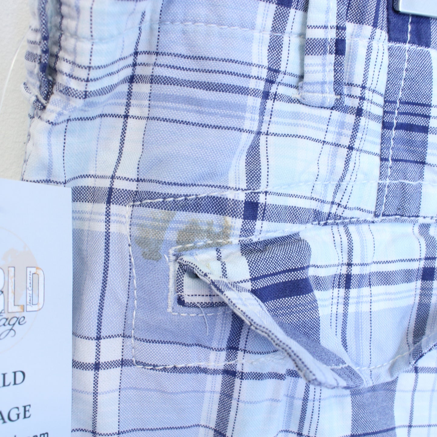 Vintage GAP cargo shorts in white and blue checked. Best fits 36