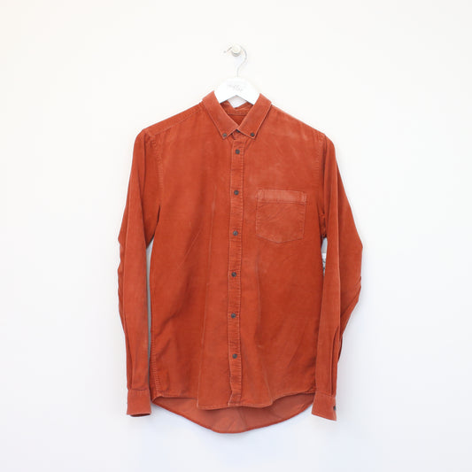 Vintage H&M shirt in orange. Best fits S