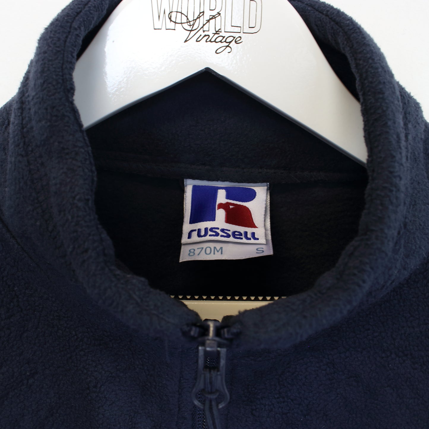 Vintage Russell full zip fleece in navy. Best fits S