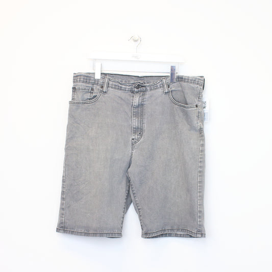 Vintage Levi's demin shorts in grey. Best fits 38