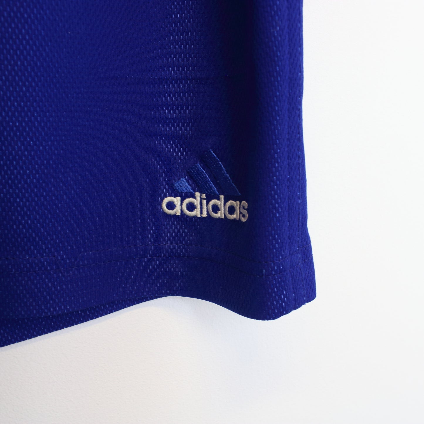 Vintage Adidas shorts in blue. Best fits XXL