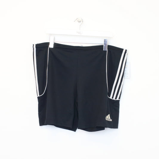 Vintage Adidas shorts in black and white. Best fits XXXL