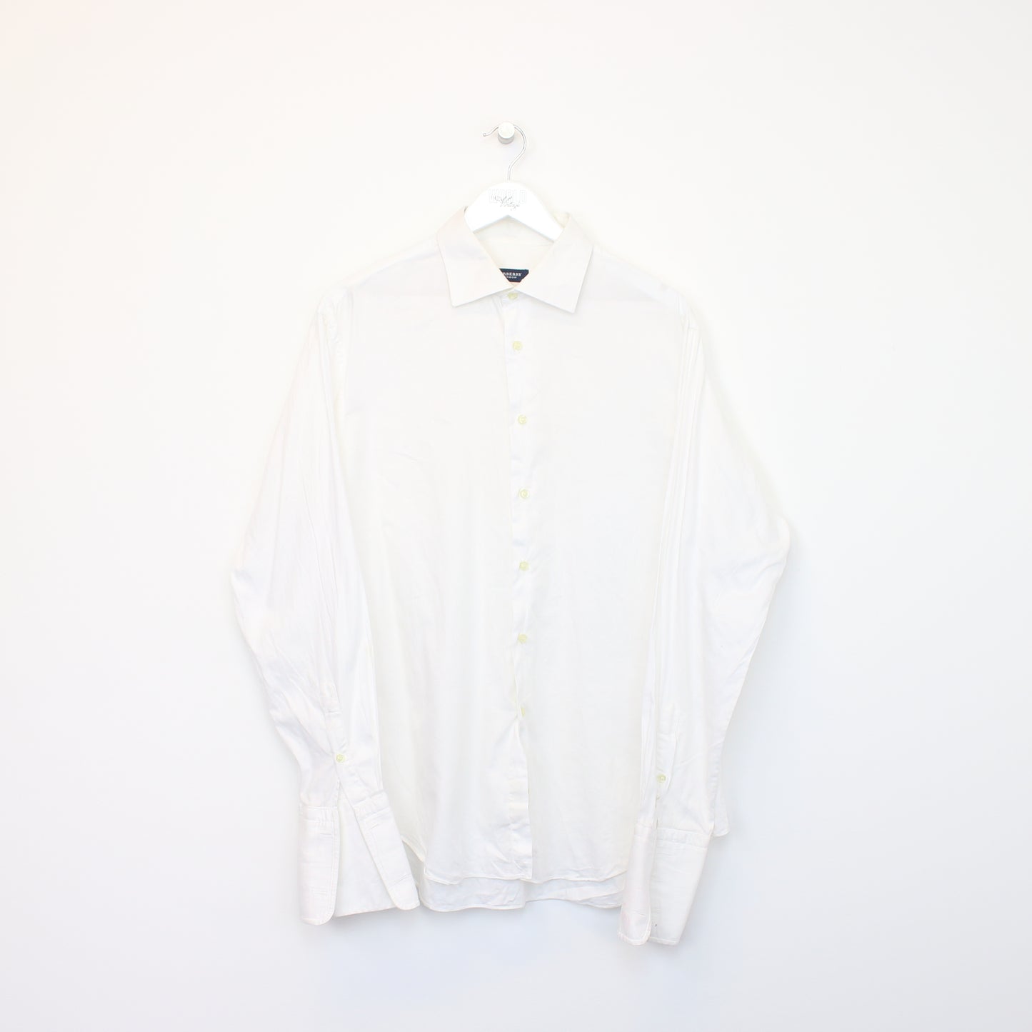 Vintage Burberry shirt in white. Best fits XL