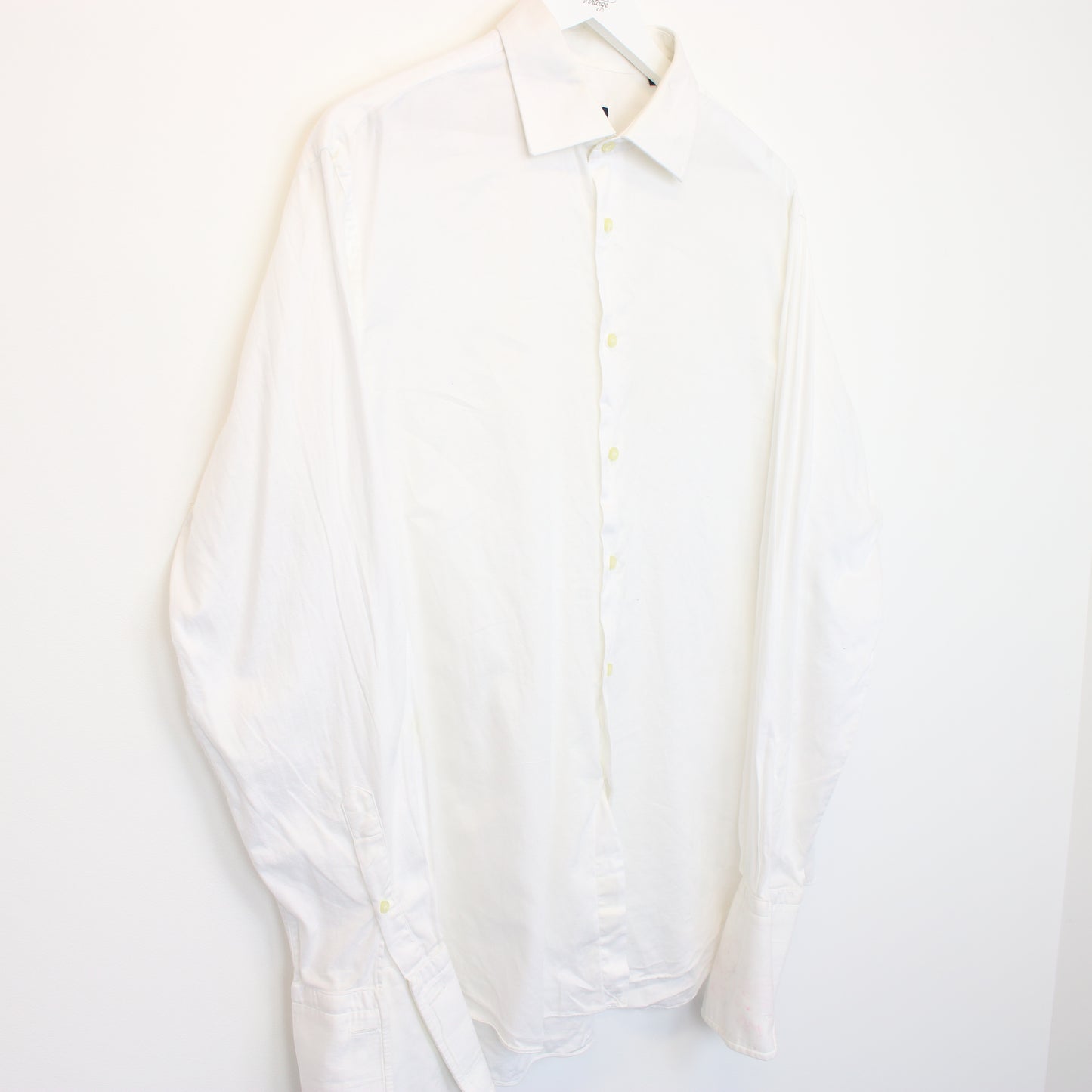 Vintage Burberry shirt in white. Best fits XL