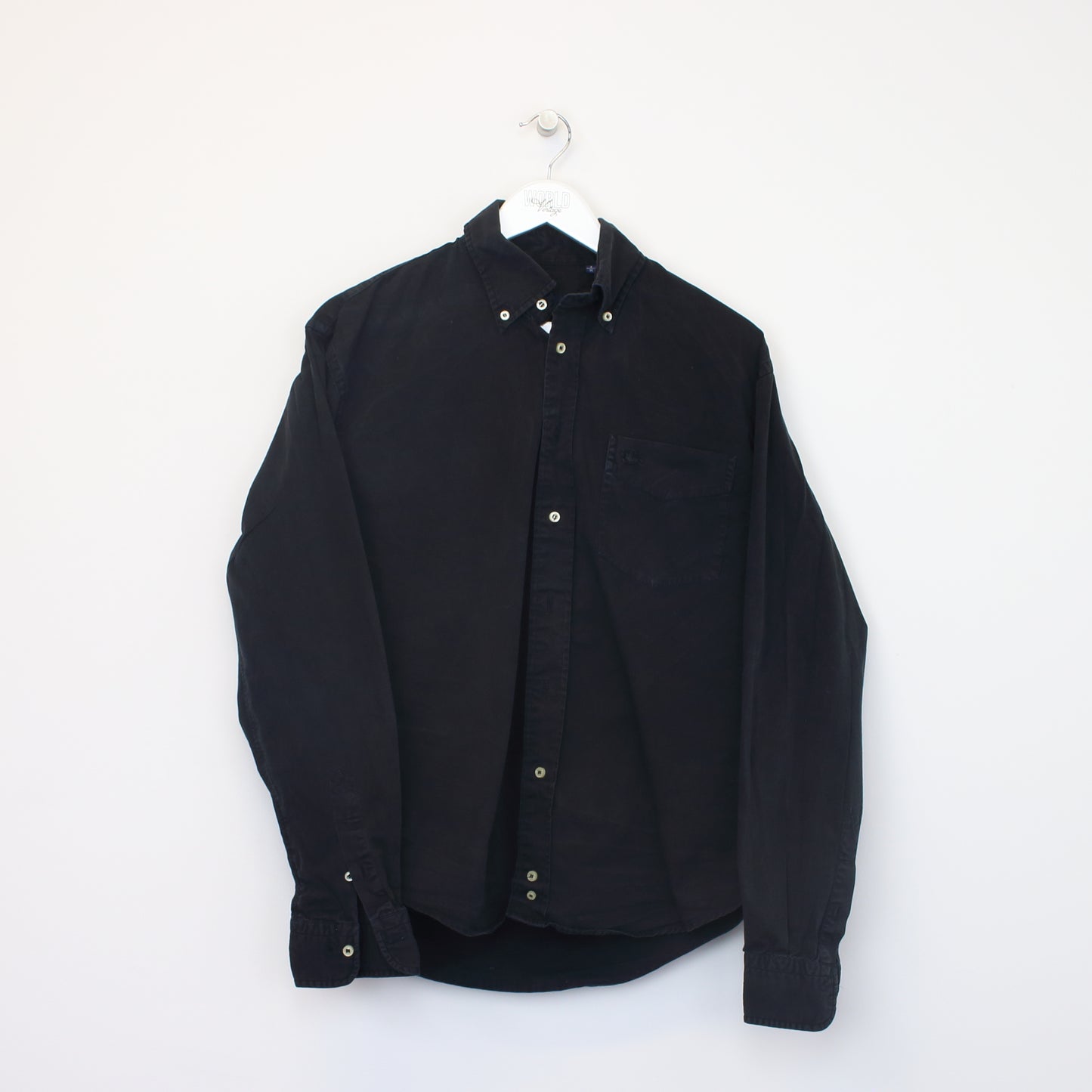 Vintage Burberry shirt in black. Best fits M