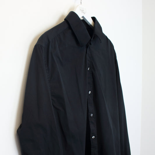 Vintage D&G shirt in black. Best fits M