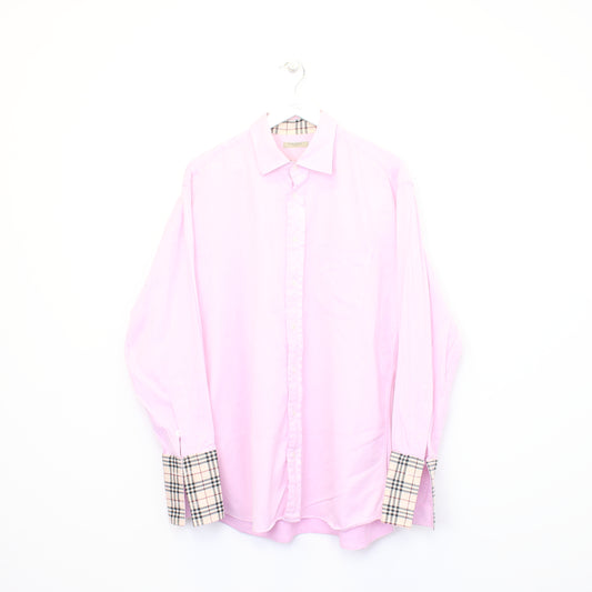 Vintage Burberry shirt in pink. Best fits L