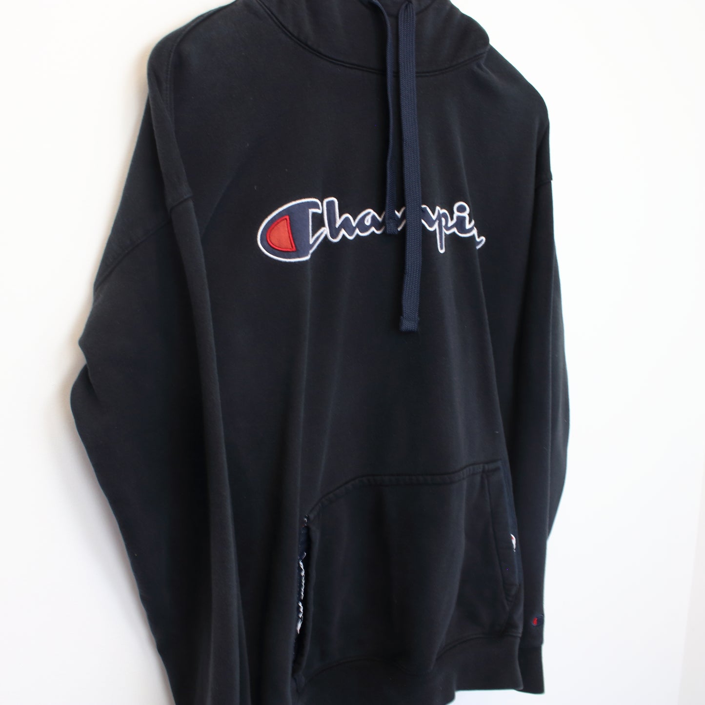 Vintage Champion Hoodie in black. Best fits M