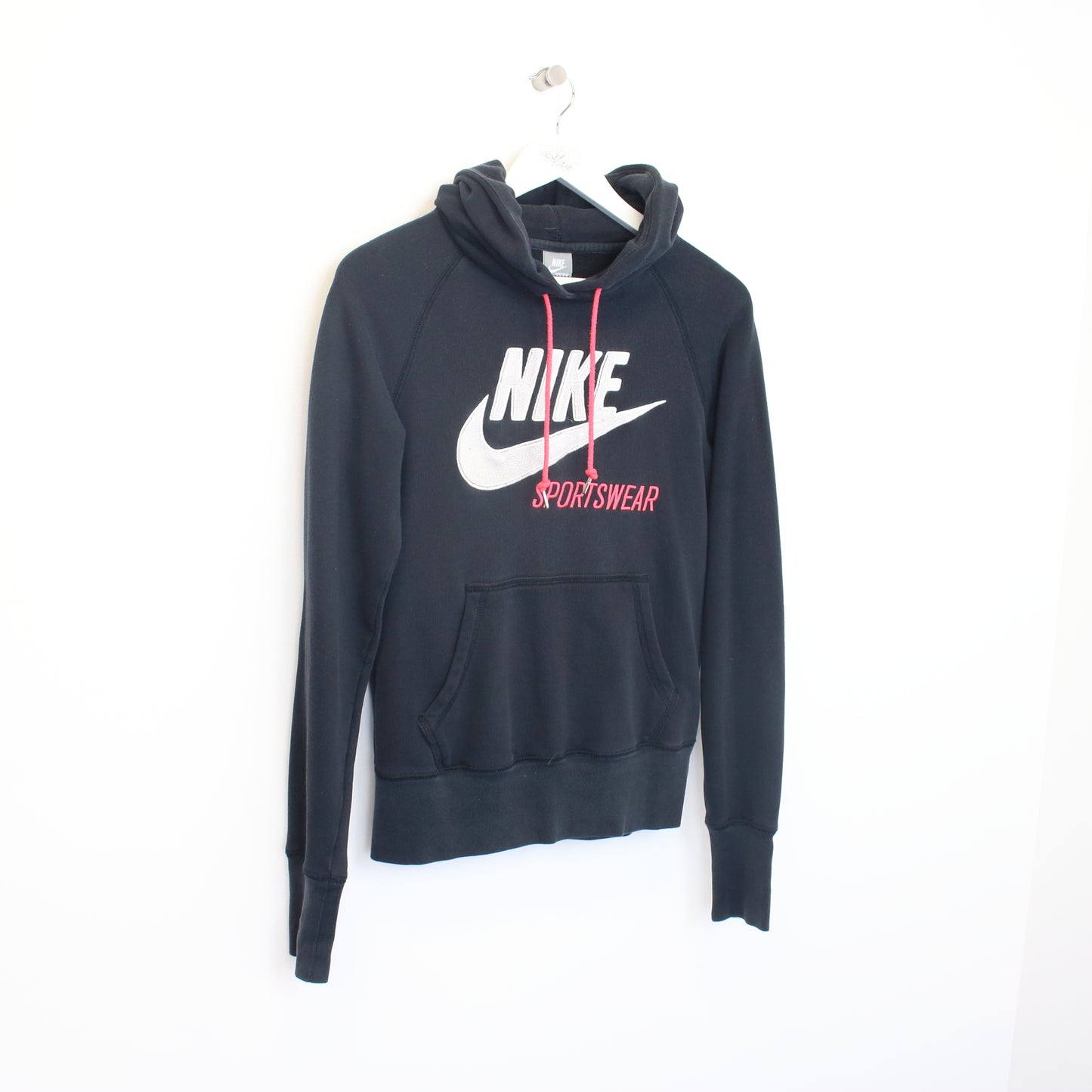 Vintage Women's Nike spell out hoodie in black. Best fits M