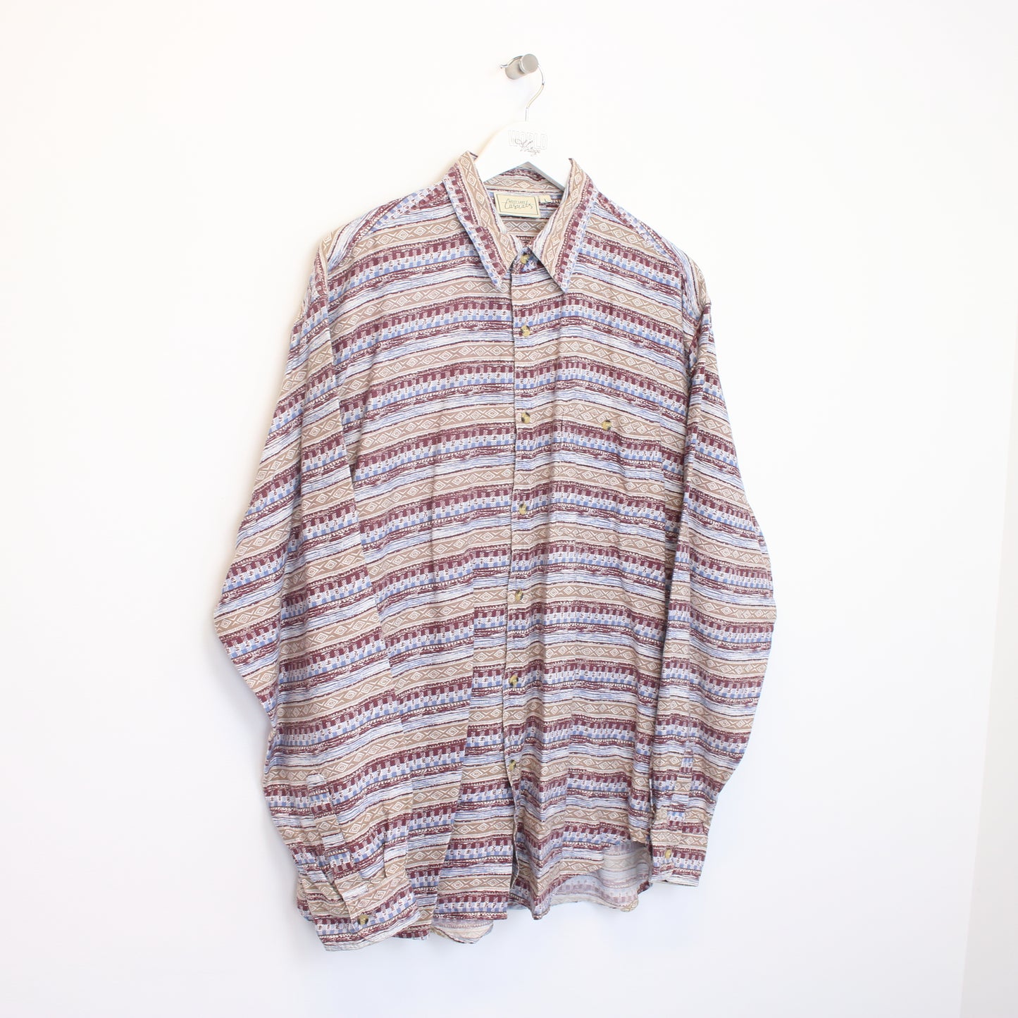 Vintage West Lake Casuals patterned shirt in multi colours. Best fits XL