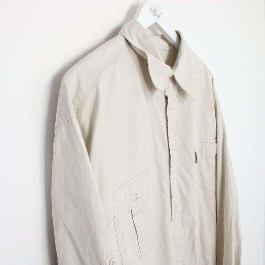 Vintage GAP shirt in beige. Best fits XL